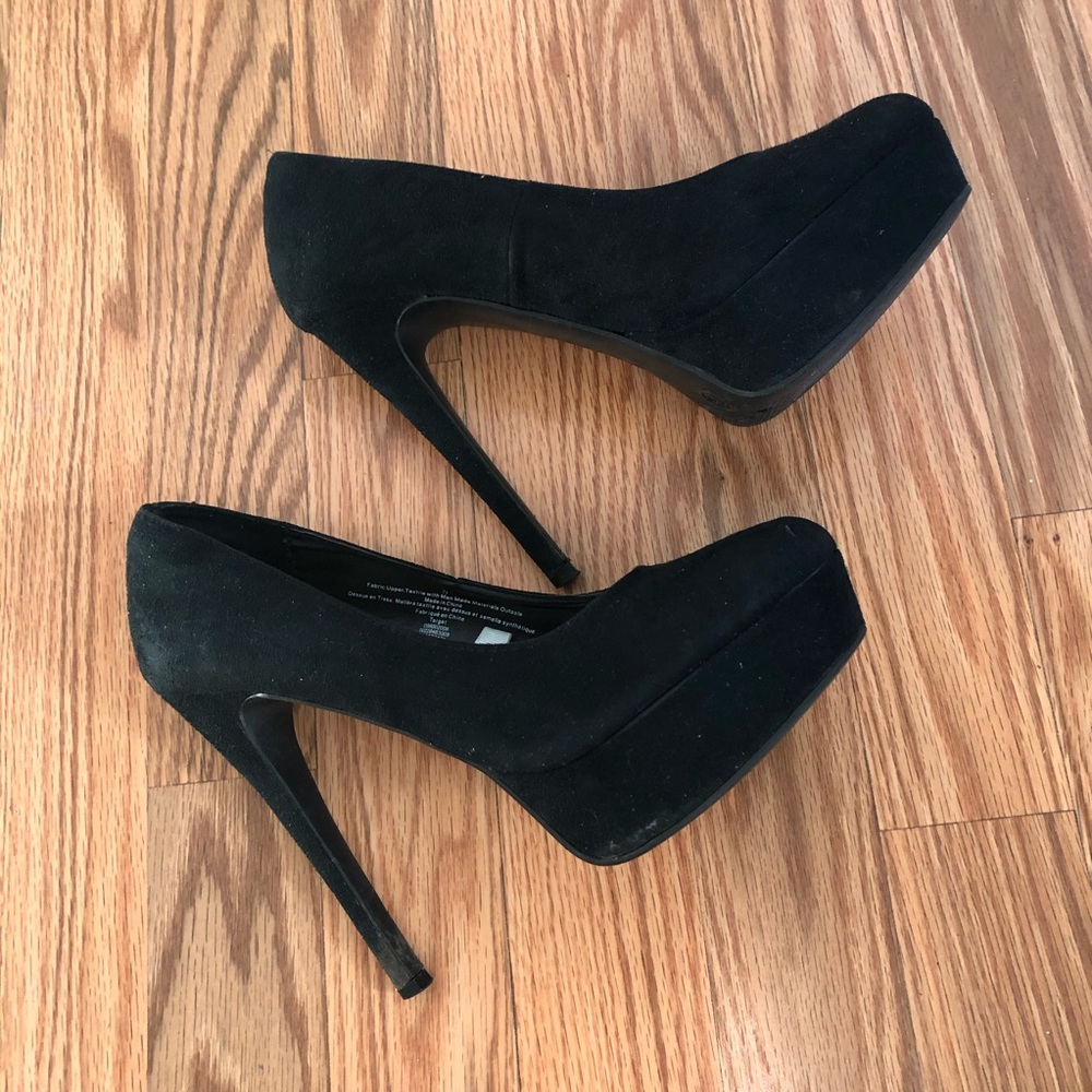 Black stilettos